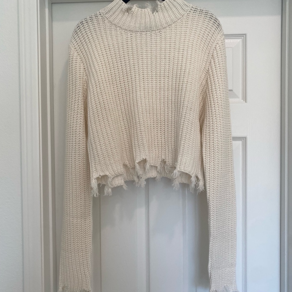 White fray cropped sweater